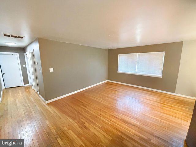 7502 GRANGE HALL DR, Fort Washington, MD 20744