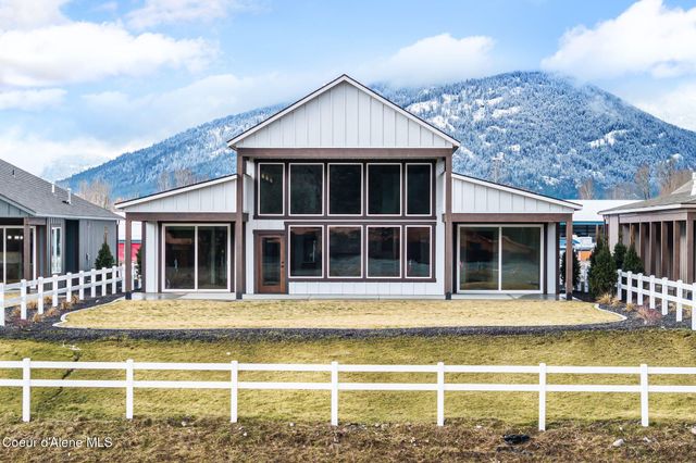 137 Backtrack RD, Sandpoint, ID 83864