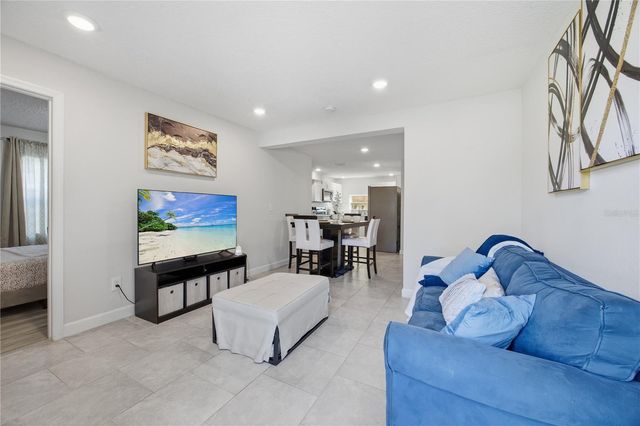 2350 VALLEY DRIVE, Apopka, FL 32703