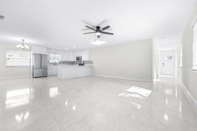 6803 S ENGLEWOOD AVENUE, Tampa, FL 33611