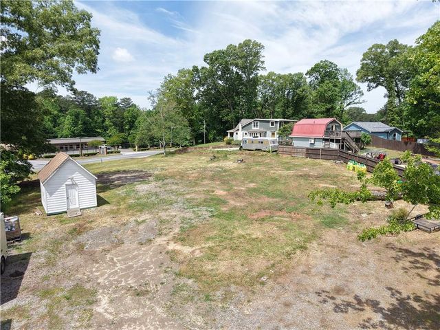5185 Groovers Landing Road SE, Acworth, GA 30101
