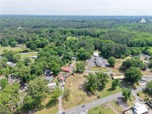 5185 Groovers Landing Road SE, Acworth, GA 30101