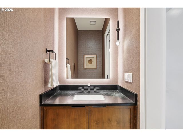 5203 N 94TH Ave, Camas, WA 98607