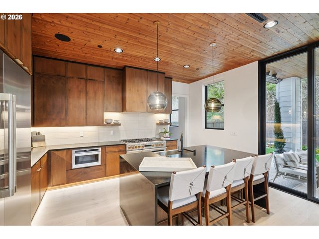 5203 N 94TH Ave, Camas, WA 98607