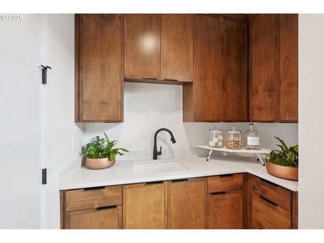 5203 N 94TH Ave, Camas, WA 98607