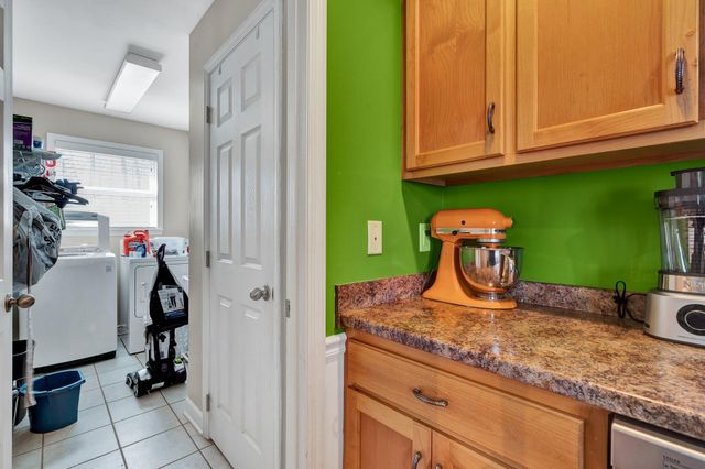 6082 Wardwell Drive, Ooltewah, TN 37363