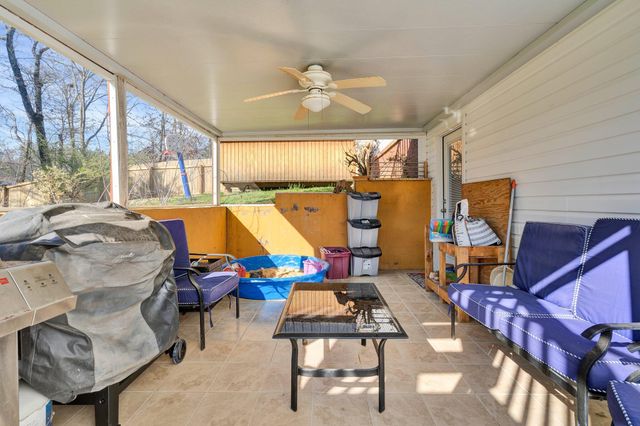 6082 Wardwell Drive, Ooltewah, TN 37363