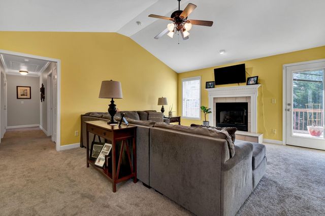 6082 Wardwell Drive, Ooltewah, TN 37363