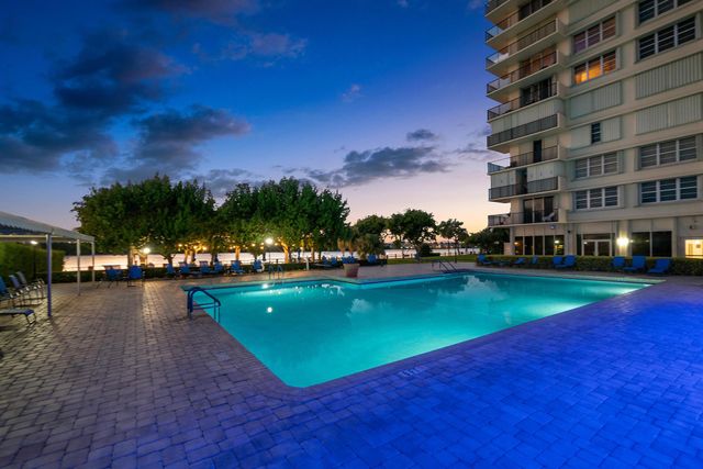 2121 N Ocean Boulevard 1707e, Boca Raton, FL 33431