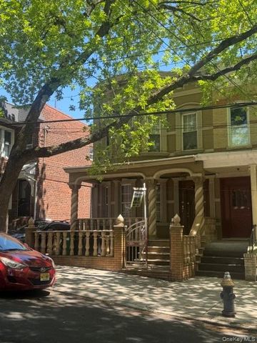 84-11 90th Street, Woodhaven, NY 11421