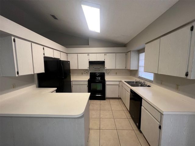 512 FINCH COURT, Poinciana, FL 34759