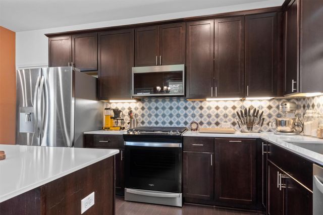 6809 Ellsworth WALK, Austin, TX 78724