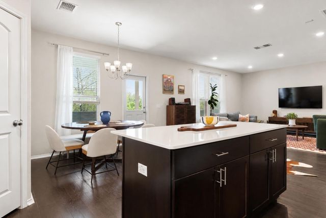6809 Ellsworth WALK, Austin, TX 78724