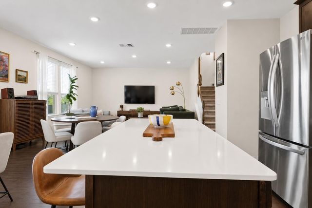 6809 Ellsworth WALK, Austin, TX 78724