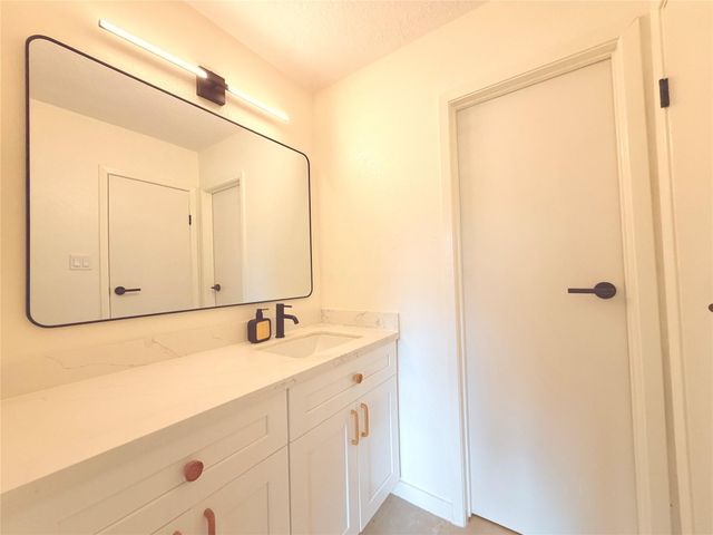 2533 Knoxville Drive, League City, TX 77573