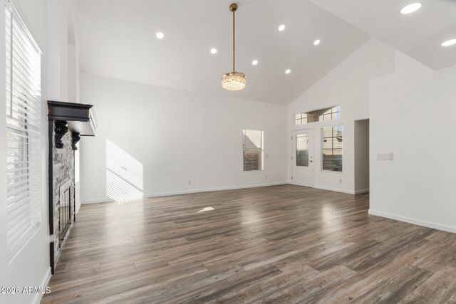 7619 W CINNABAR Avenue, Peoria, AZ 85345