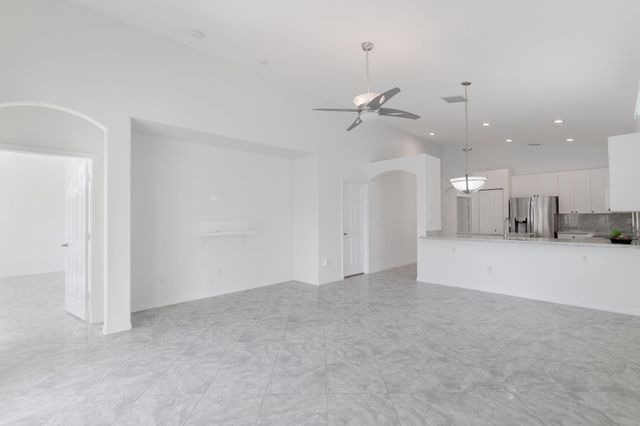 8432 Siciliano Street, Boynton Beach, FL 33472