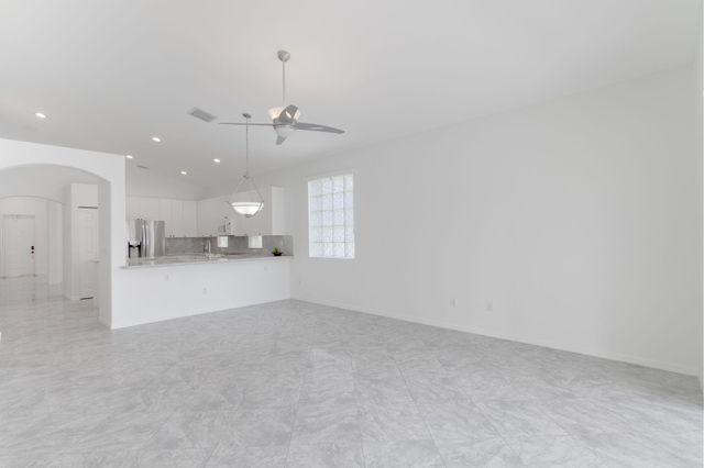 8432 Siciliano Street, Boynton Beach, FL 33472