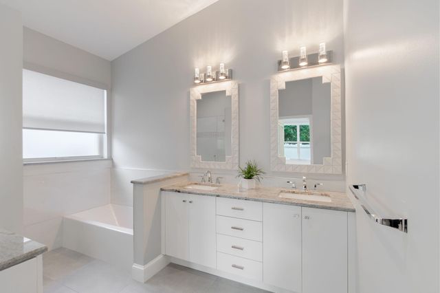 8432 Siciliano Street, Boynton Beach, FL 33472