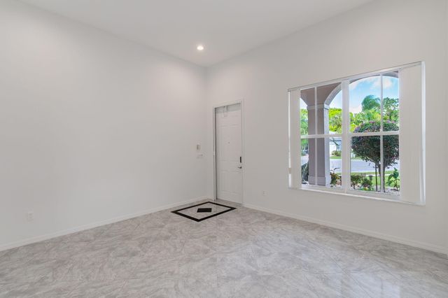 8432 Siciliano Street, Boynton Beach, FL 33472