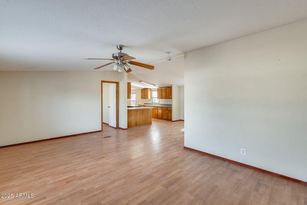 1047 S MAIN Street, Coolidge, AZ 85128 — photo 5