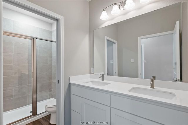 2521 Shady Route Lane, Bryan, TX 77808