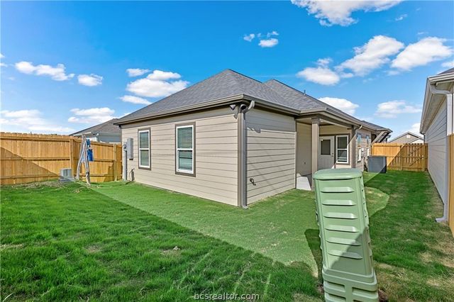 2521 Shady Route Lane, Bryan, TX 77808