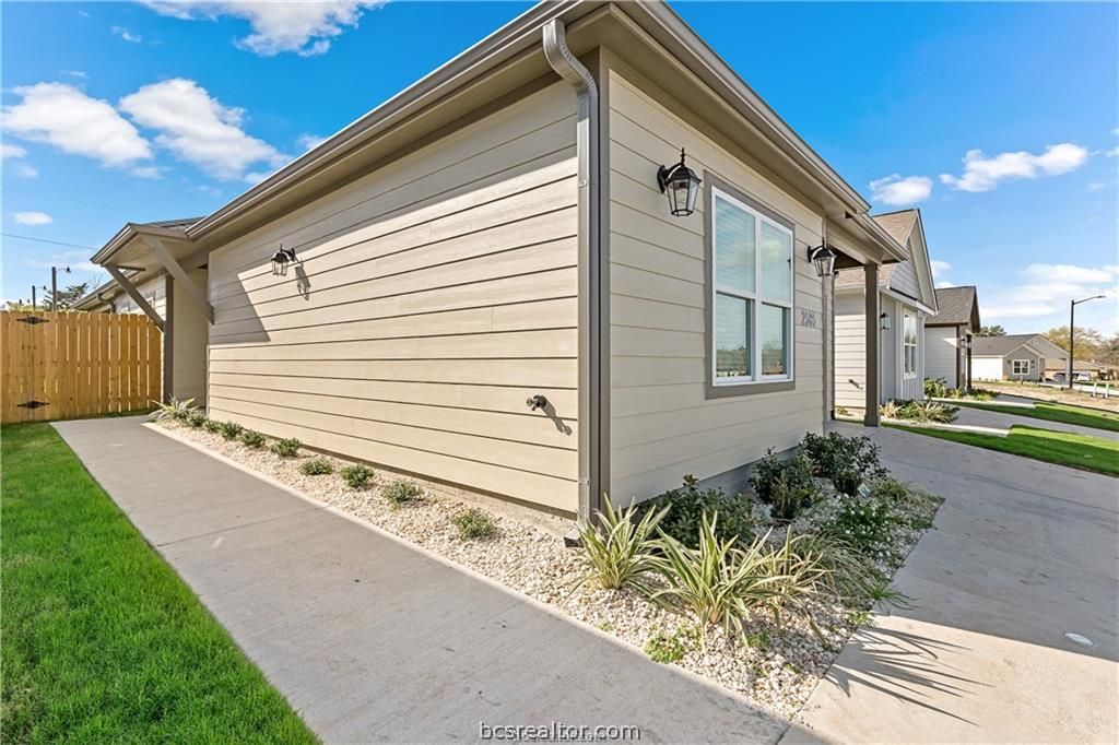 2521 Shady Route Lane, Bryan, TX 77808 — photo 4