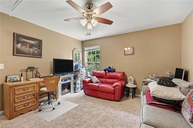 1601 Haddington Point Drive, Kernersville, NC 27284