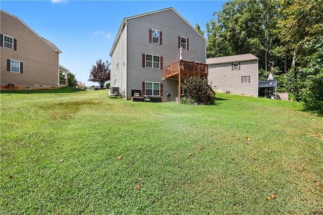 1601 Haddington Point Drive, Kernersville, NC 27284