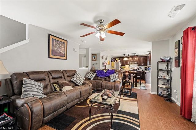 1601 Haddington Point Drive, Kernersville, NC 27284
