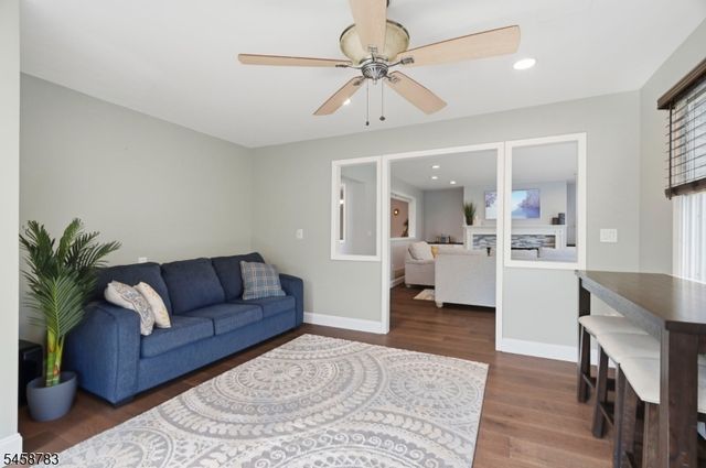 7 Aspen Dr, Hillsborough Twp., NJ 08844