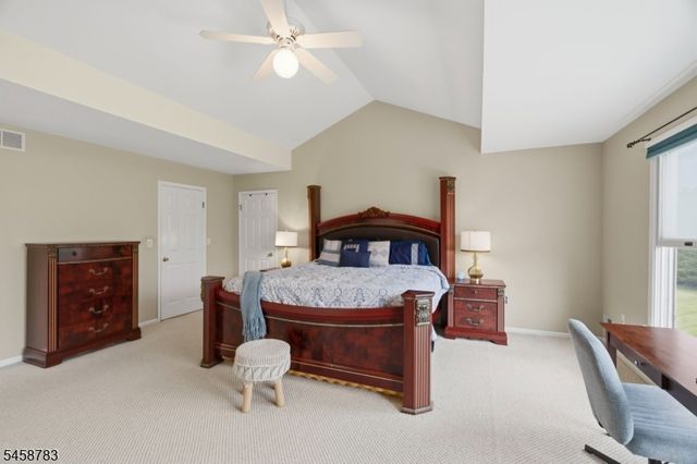 7 Aspen Dr, Hillsborough Twp., NJ 08844