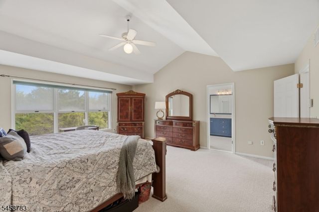 7 Aspen Dr, Hillsborough Twp., NJ 08844