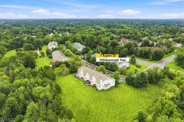 7 Aspen Dr, Hillsborough Twp., NJ 08844