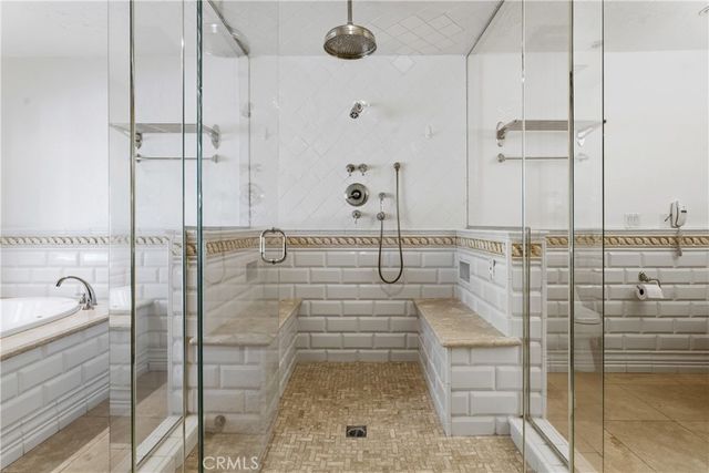 19803 Linnet Street, Woodland Hills, CA 91364