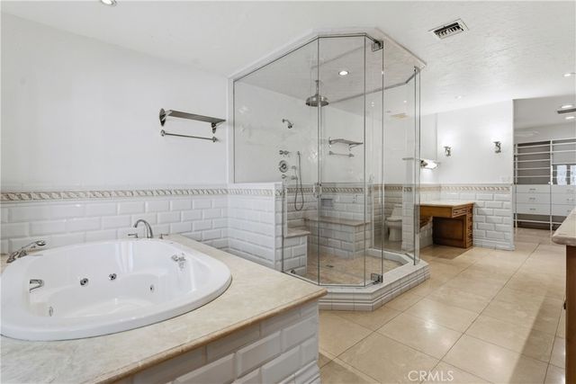 19803 Linnet Street, Woodland Hills, CA 91364