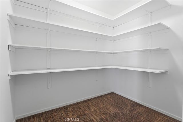 19803 Linnet Street, Woodland Hills, CA 91364