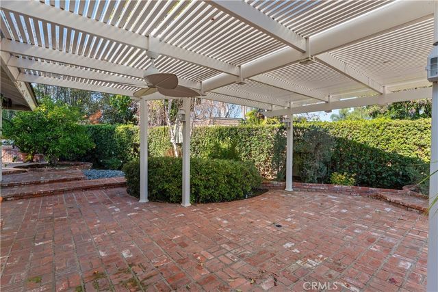 19803 Linnet Street, Woodland Hills, CA 91364