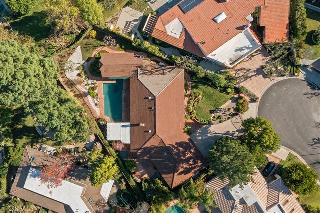 19803 Linnet Street, Woodland Hills, CA 91364