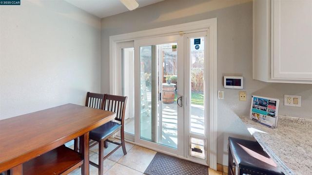 837 Oakwood Way, Oakley, CA 94561