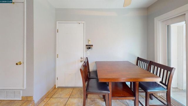 837 Oakwood Way, Oakley, CA 94561