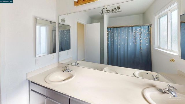 837 Oakwood Way, Oakley, CA 94561