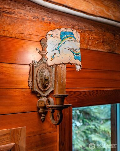 473 Wishkah Lane, Center Island, WA 98221
