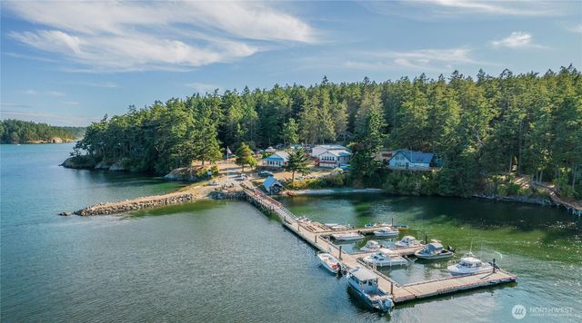 473 Wishkah Lane, Center Island, WA 98221