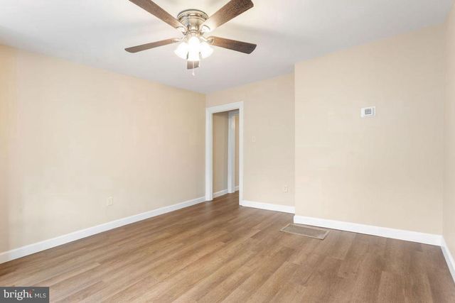 14 E MAIN ST, Newville, PA 17241