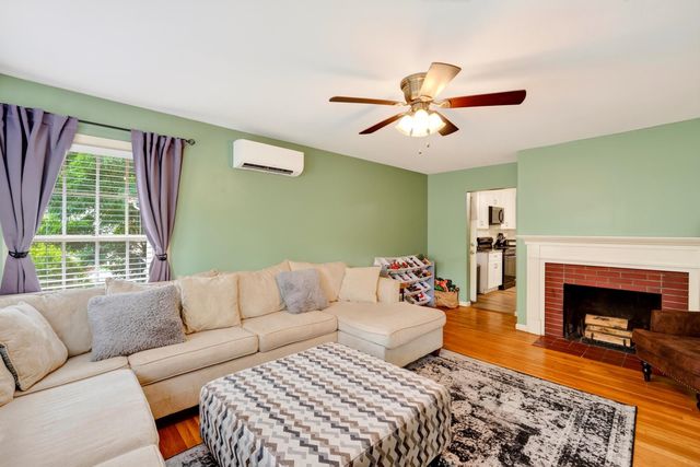 532 Oak Street, Manchester, NH 03104