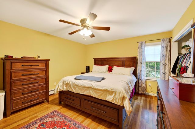 532 Oak Street, Manchester, NH 03104