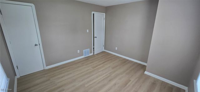 13300 Shady Oak Boulevard, Garfield Heights, OH 44125