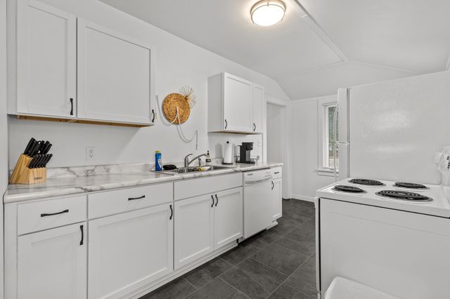 223 3rd Street NW, Crosby, MN 56441